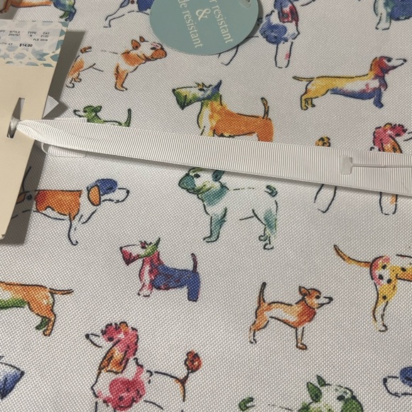 NWT Cynthia Rowley set of 4 watercolor dogs indoor/outdoor placemats 13” x 19” - Picture 4 of 6